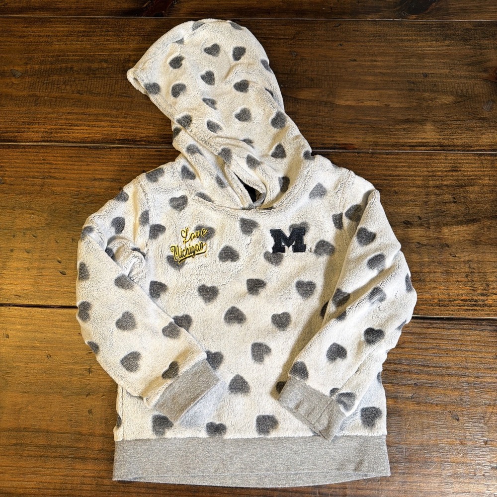 Gen2 Michigan Wolverines Girls 4T Heart Print Fleece Hoodie Love Michigan